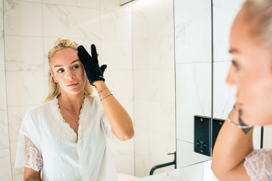 Makeup Removing Gloves